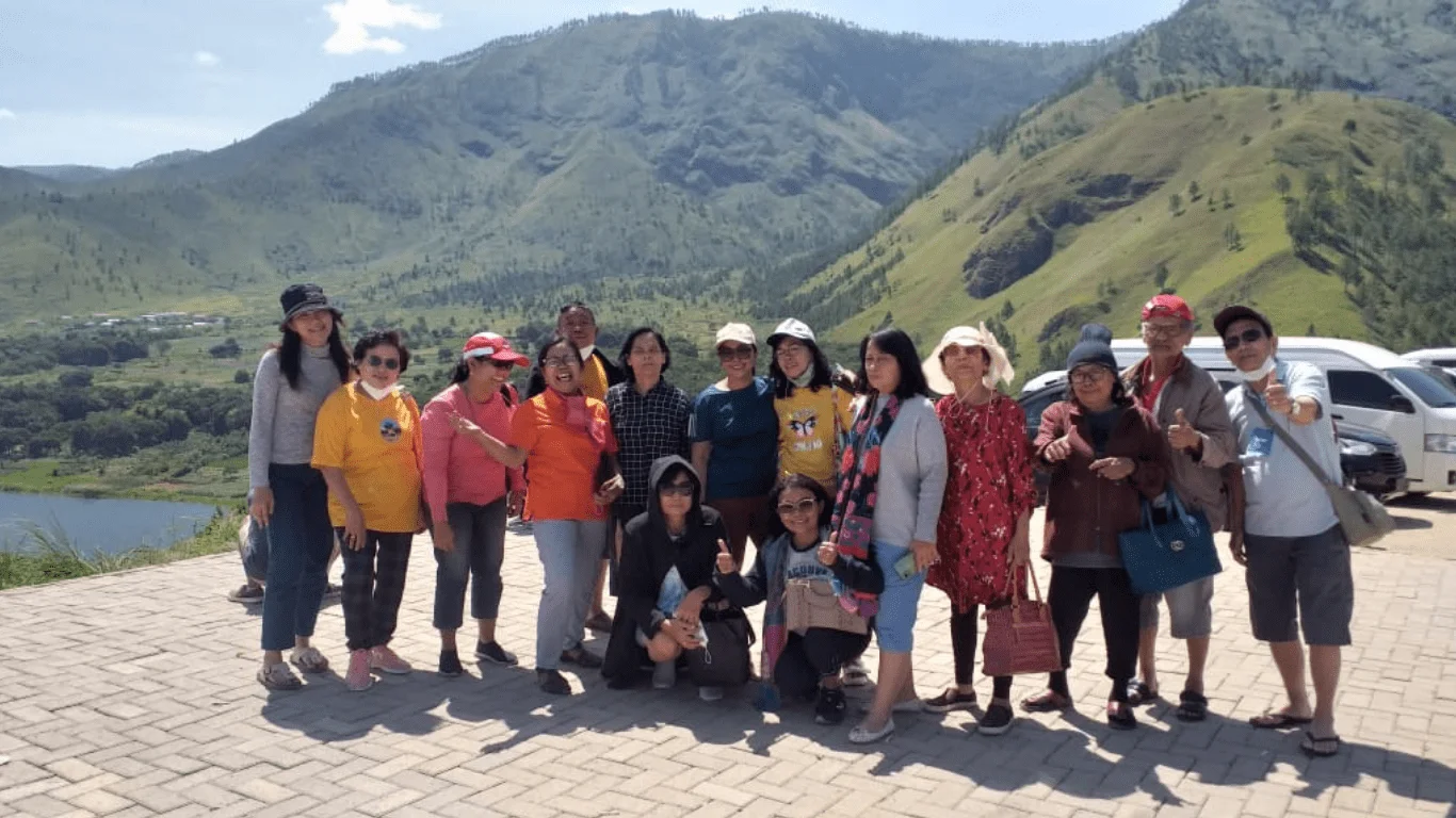 Paket Wisata Medan Samosir 5 Hari 4 Malam Murah