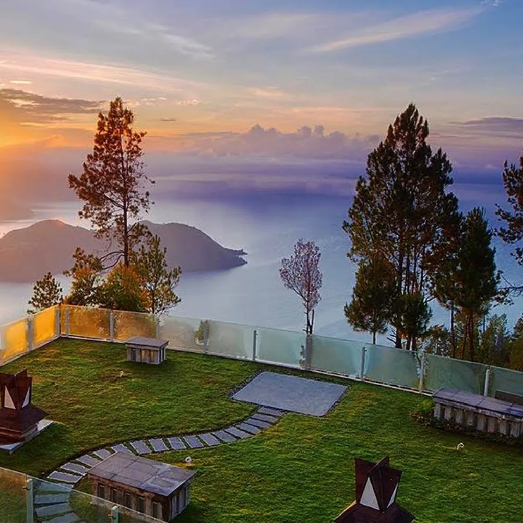 Lake Toba Tour Package